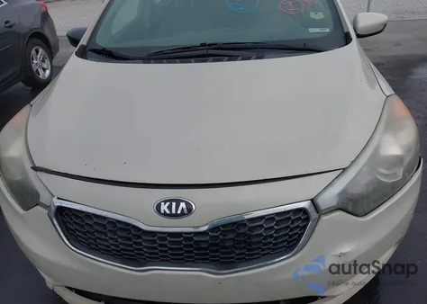 2015 Kia Forte Lx z USA, uszkodzony, nr VIN KNAFK4A61F5418025